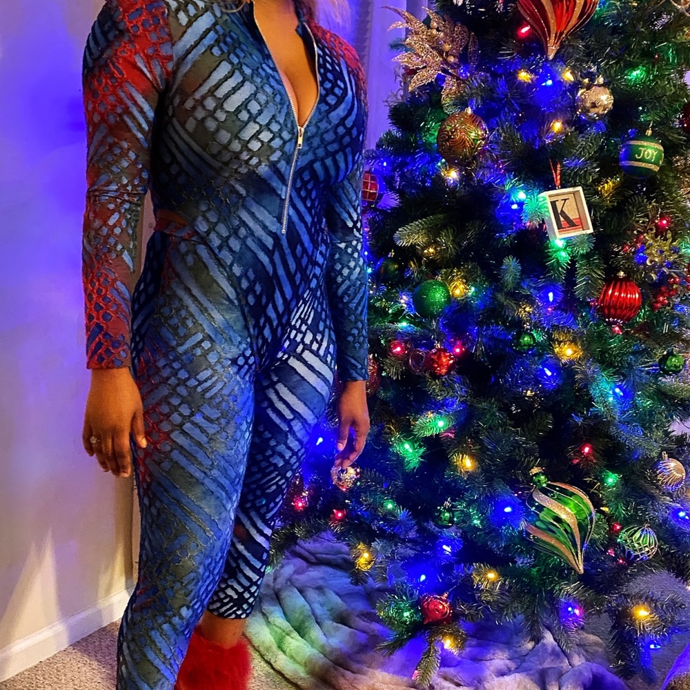 Two piece set.